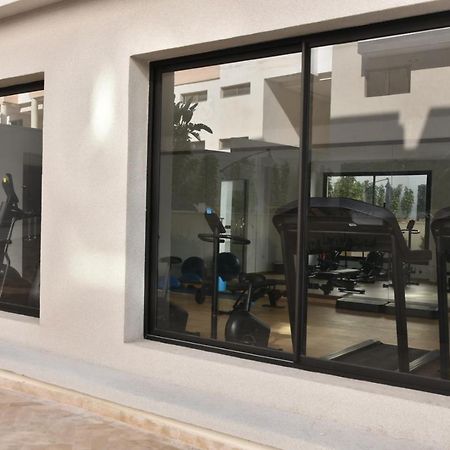 Lovely Apartment With Pool & Gym Κενίτρα Εξωτερικό φωτογραφία