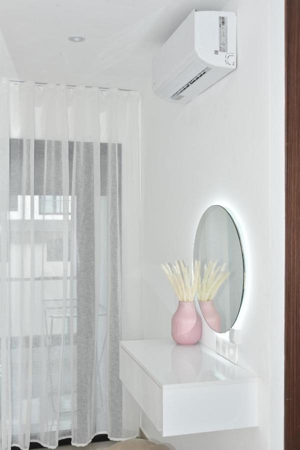 Lovely Apartment With Pool & Gym Κενίτρα Εξωτερικό φωτογραφία